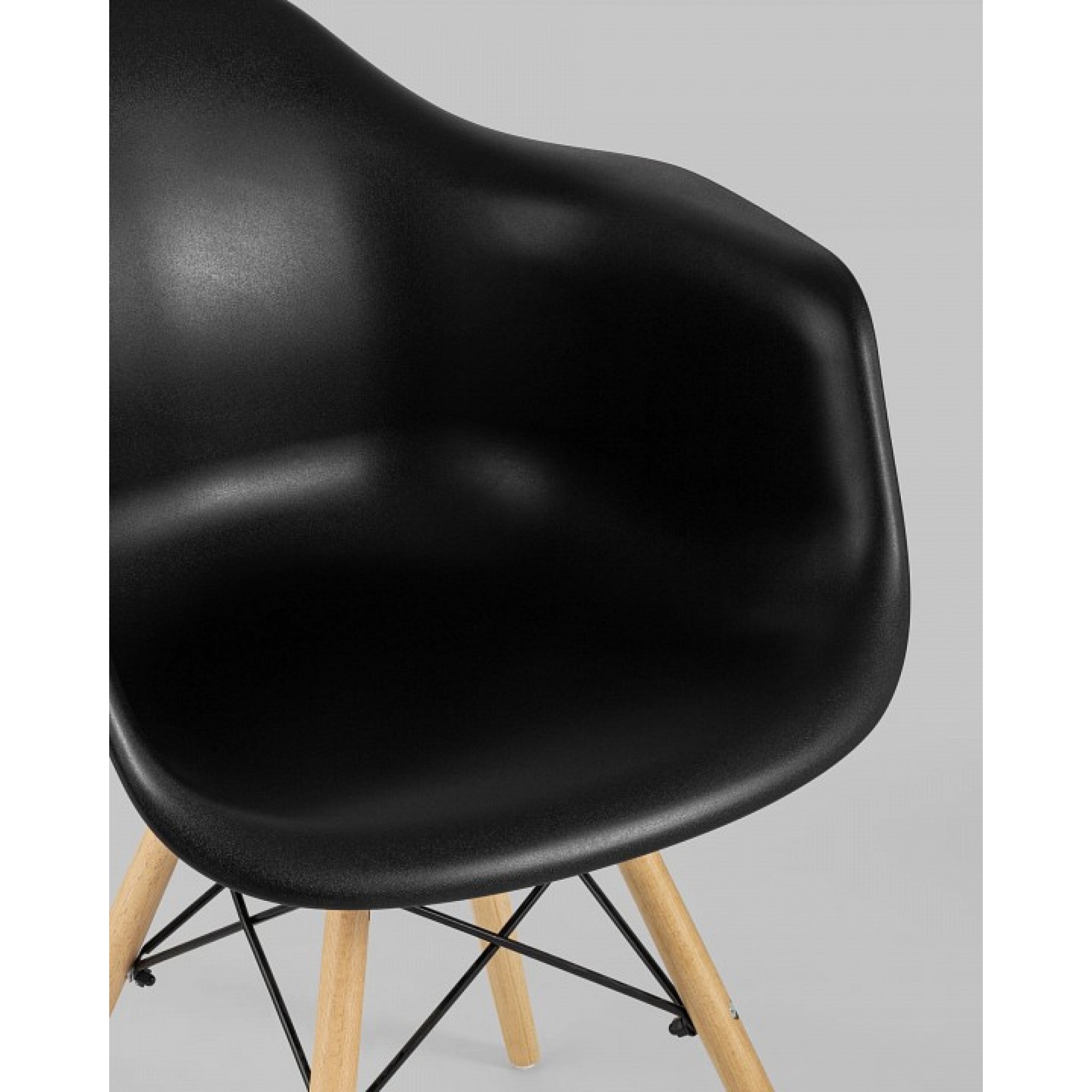 Кресло Eames W    SGR_DC-20070801-BLACK